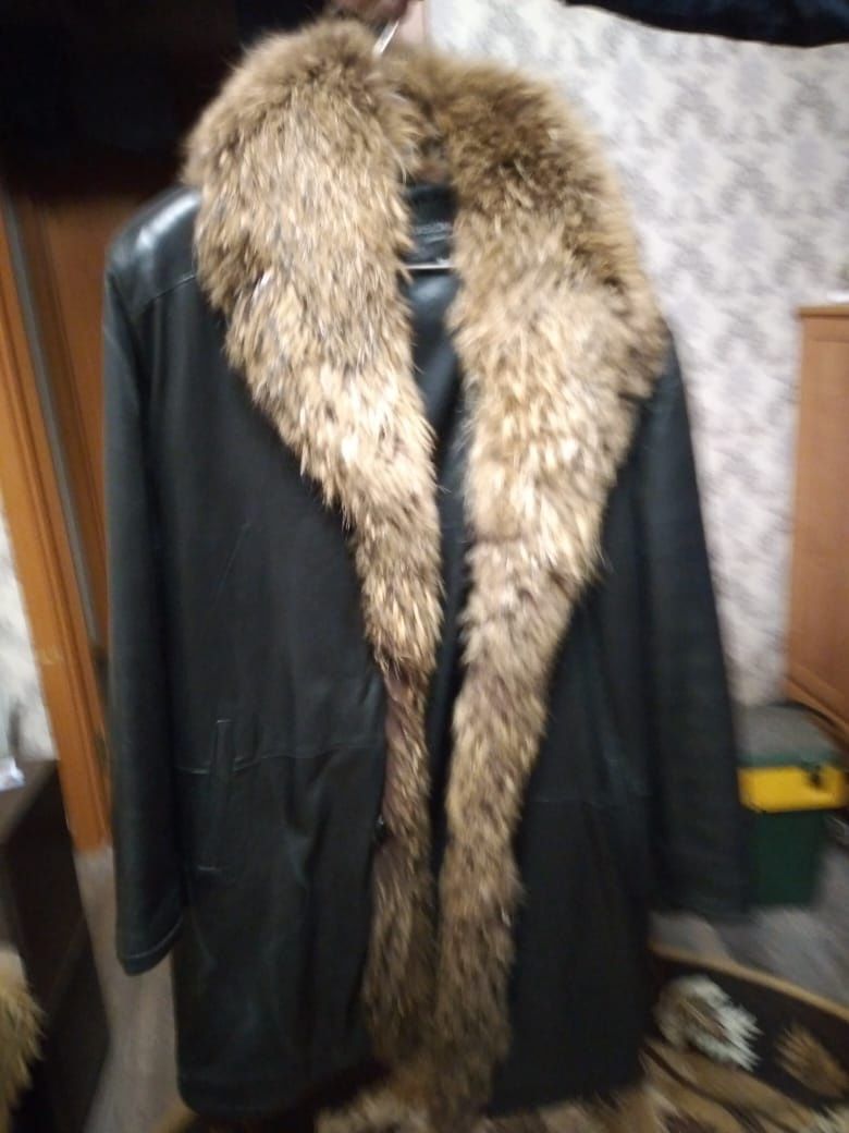 Куртка кожаная продам