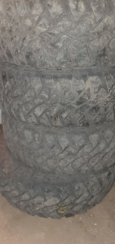 Резина М/Т r15 31×10.5