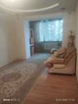 Продам 3 комнатную квартиру в Центре Амина Империя