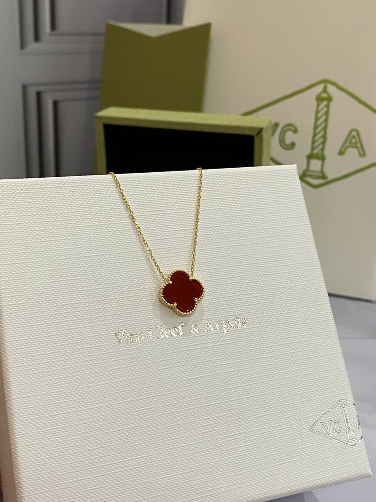 Золотая цепочка Van Cleef. Брендовая упаковка. Доставка бесплатно