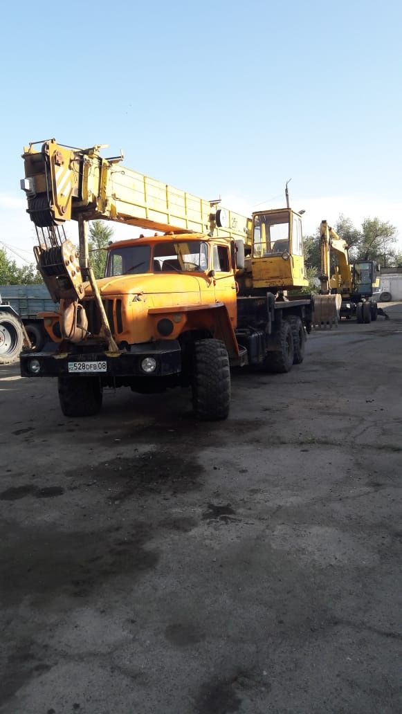 Услуги автокрана Стрела -22метра грузоподъёмность 25т.