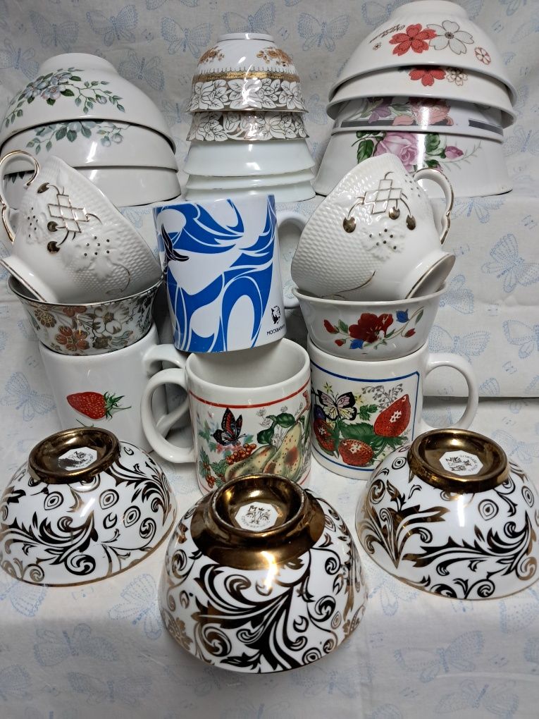 Товары для кормления. Пиалы,чайники,кружки..