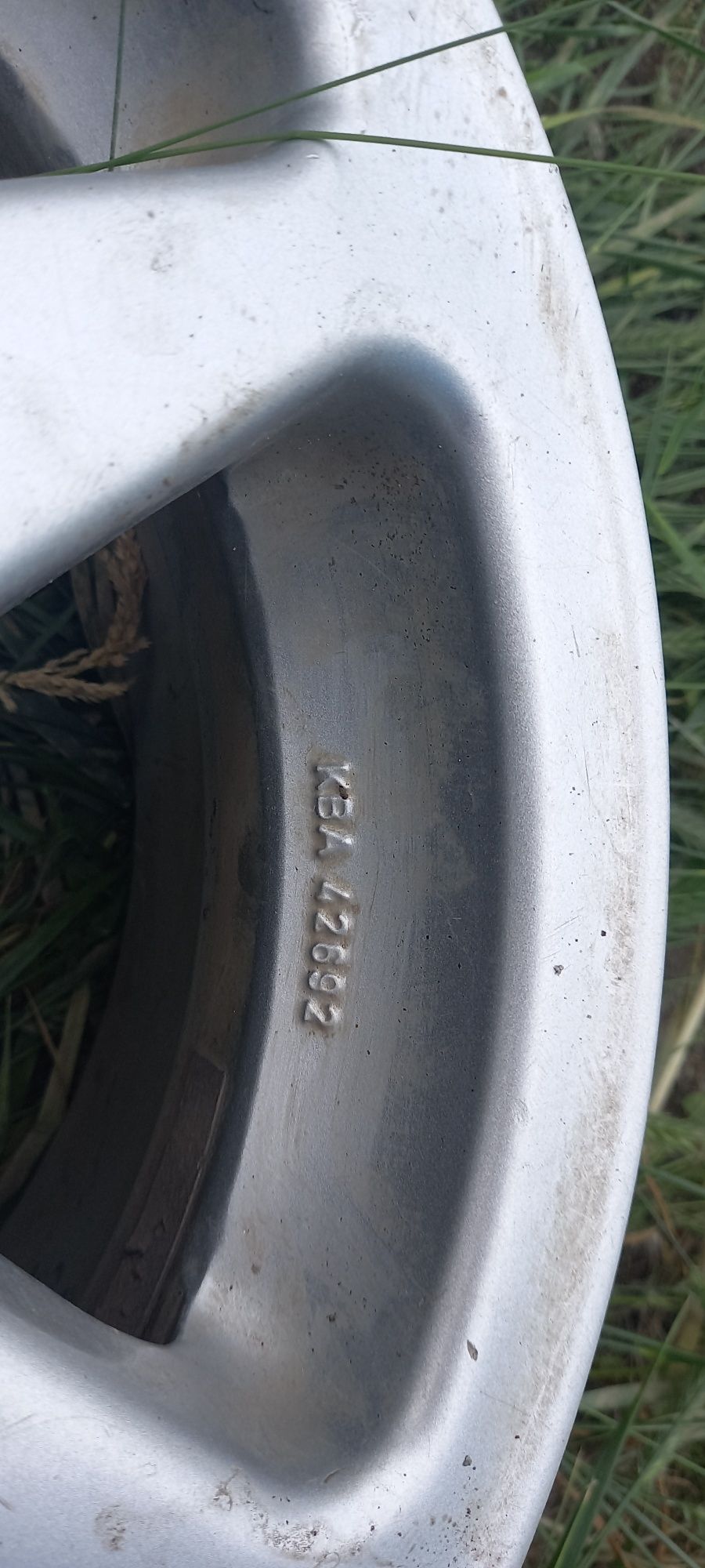 Продам диск легкосплавный  колёсный r 13  4x100