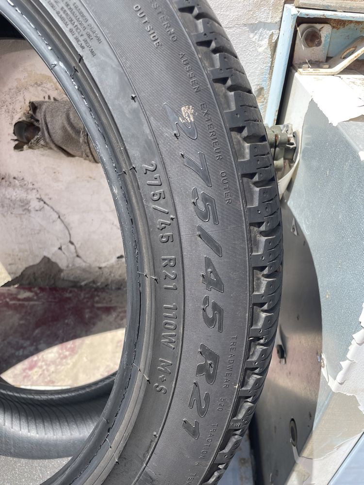 Резина Pirelli 275/45 R21