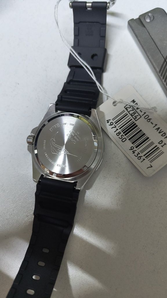 Часы Casio водозащита 200 метров