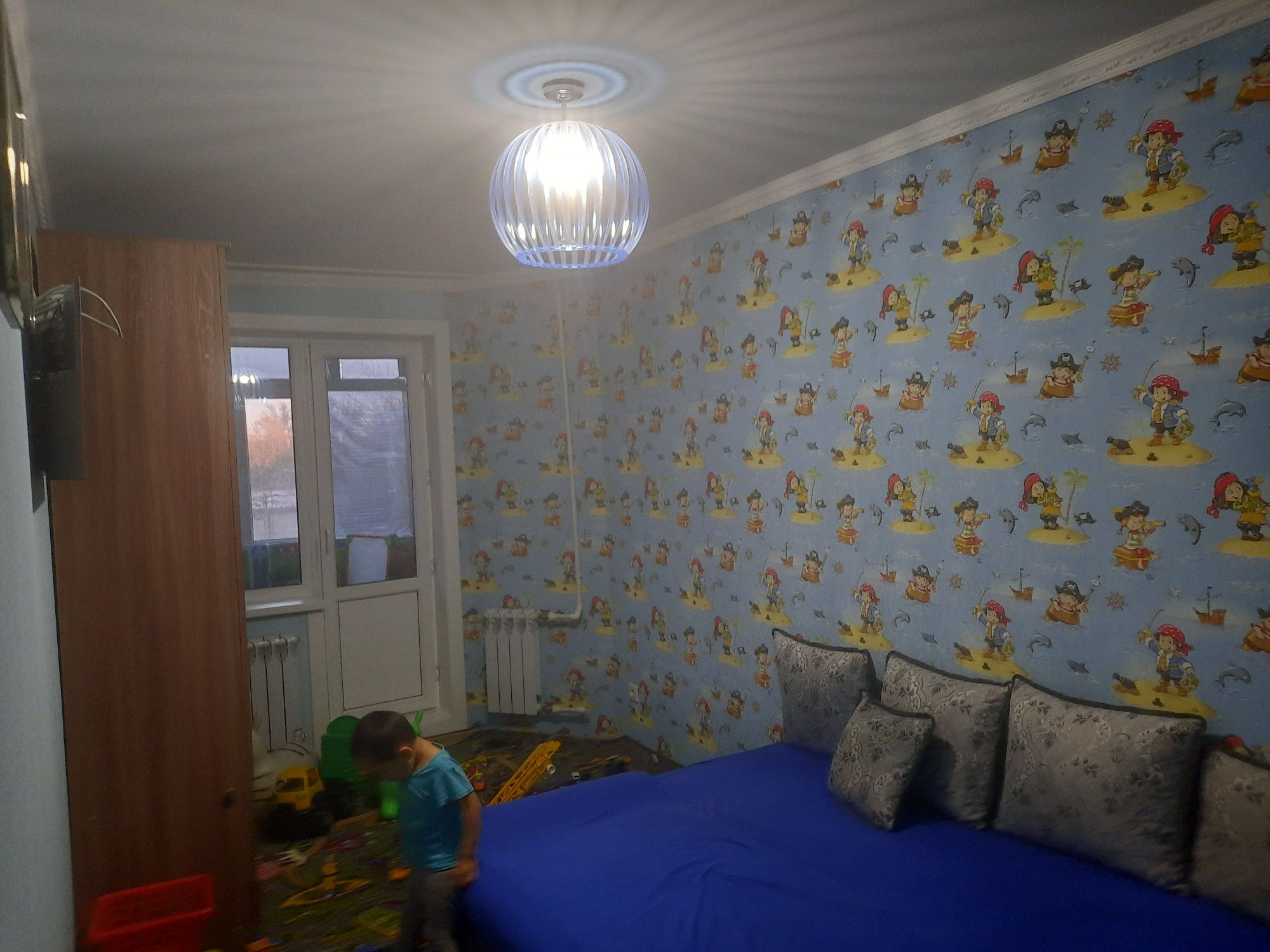 Продам 4-х комн квартиру