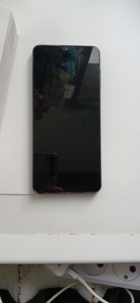 Продам телефон Самсунг А12
