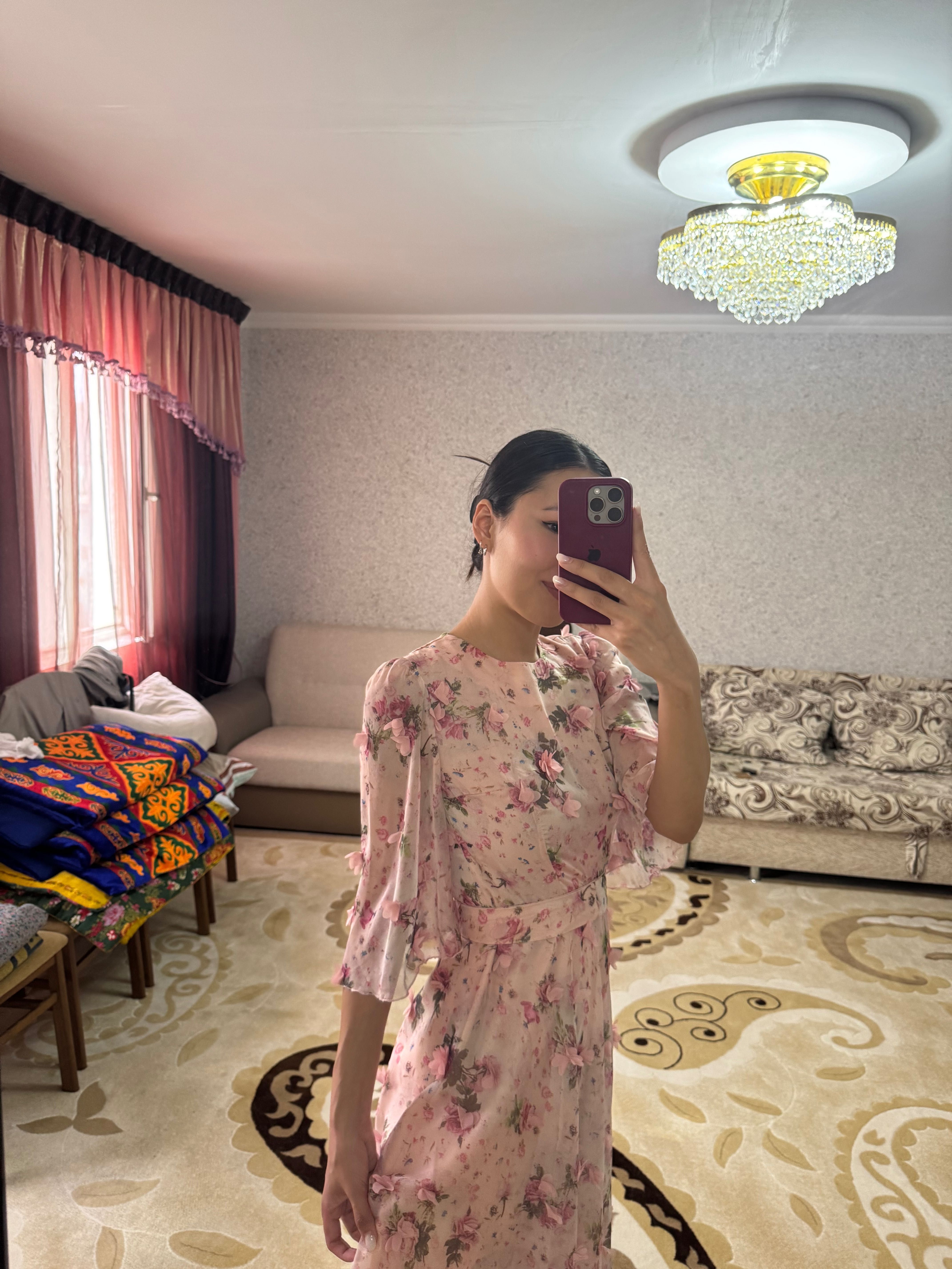 Платье с цветочками