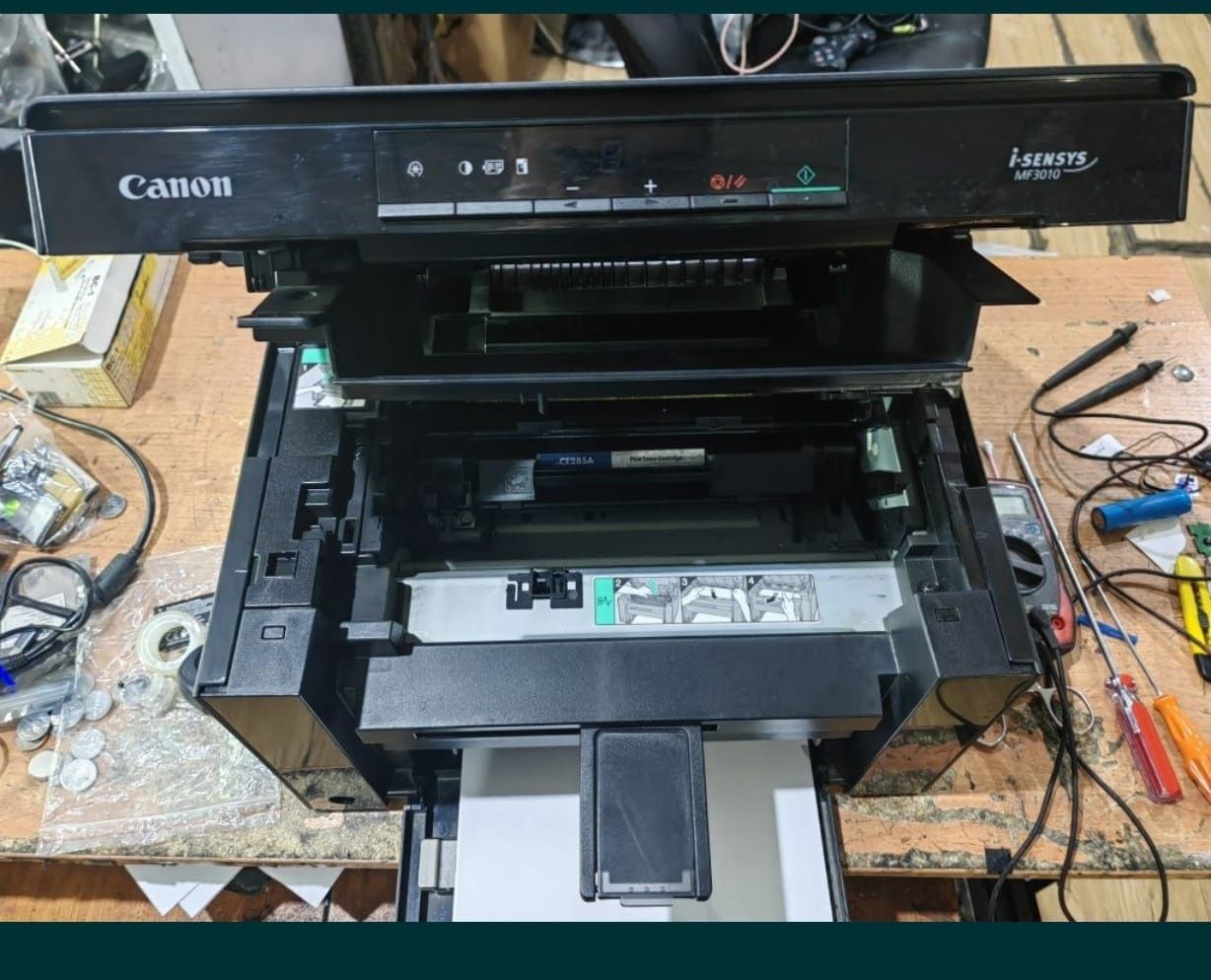 Canon mf3010 МФУ принтер