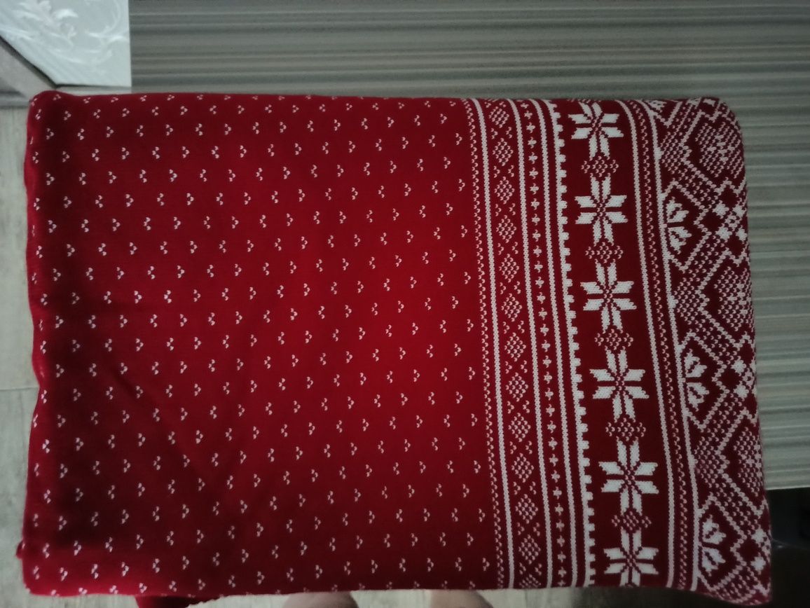 Продам новый плед, вязаный, двухсторонний