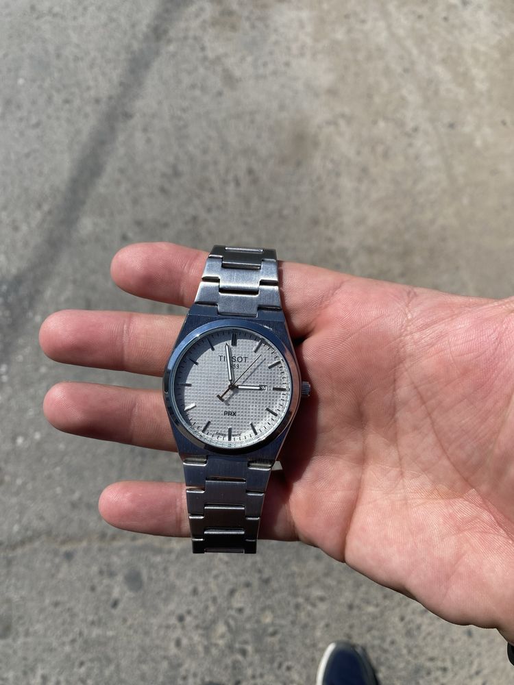 Tissot часы продаеться