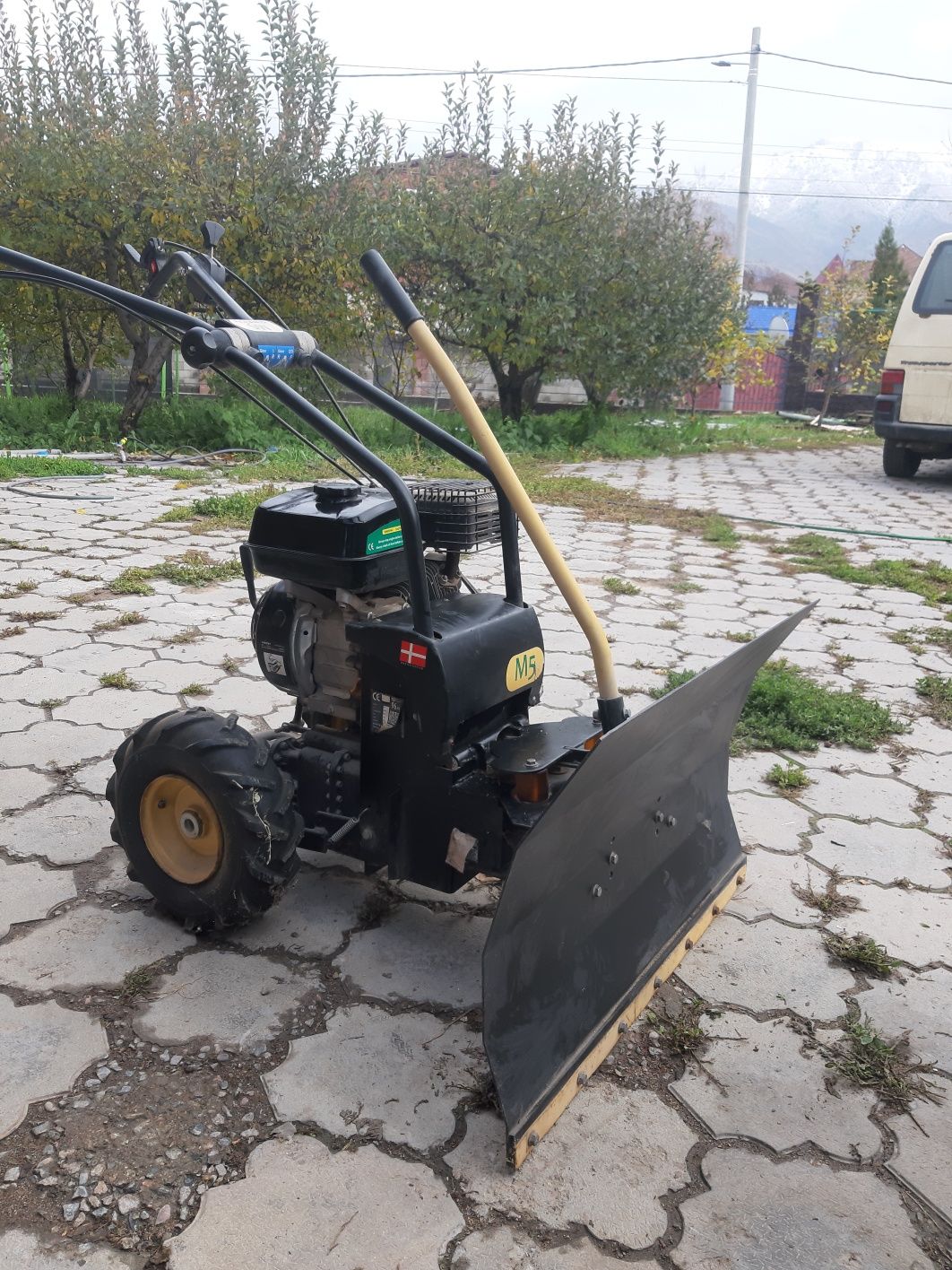 Мотоблок новый продам