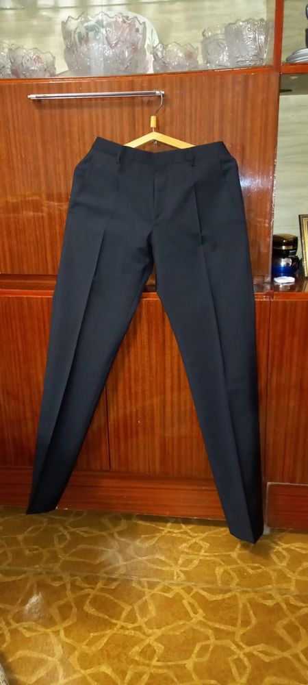 Продам костюм 44 размер