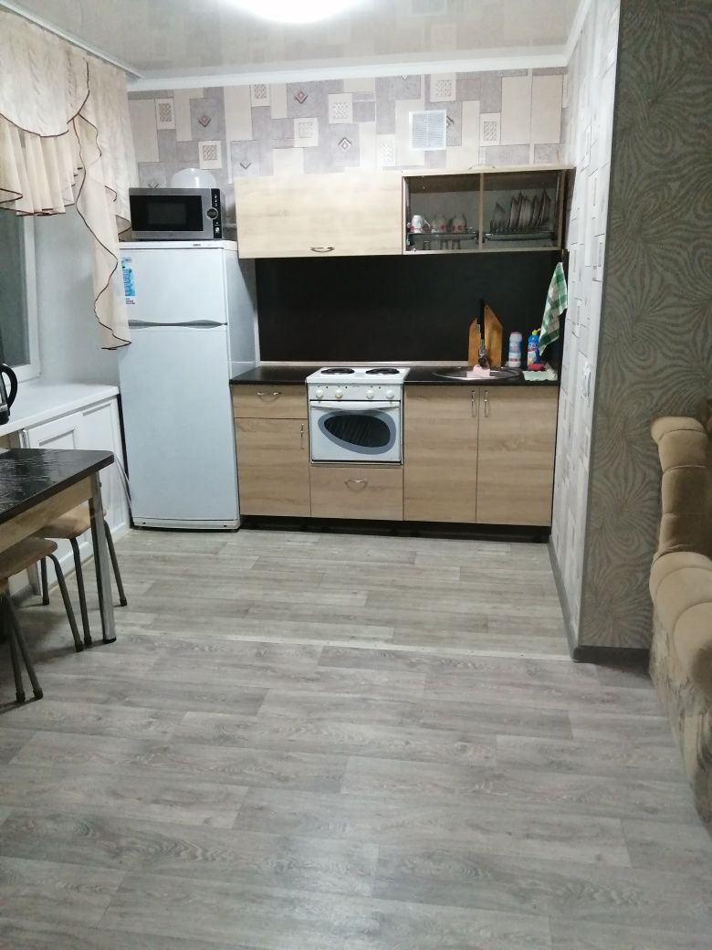 Сдам посуточно квартиру, 2х комнатную, чистая, теплая