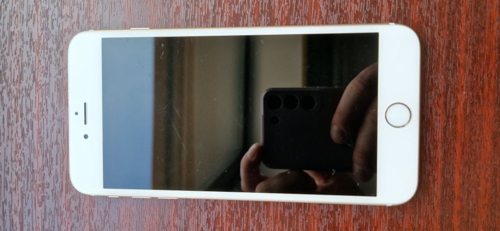 Продам iPhone 6 Plus