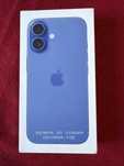 iPhone 16 в коробке