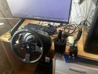 Thrustmaster t300rs gt  180.000 tenge