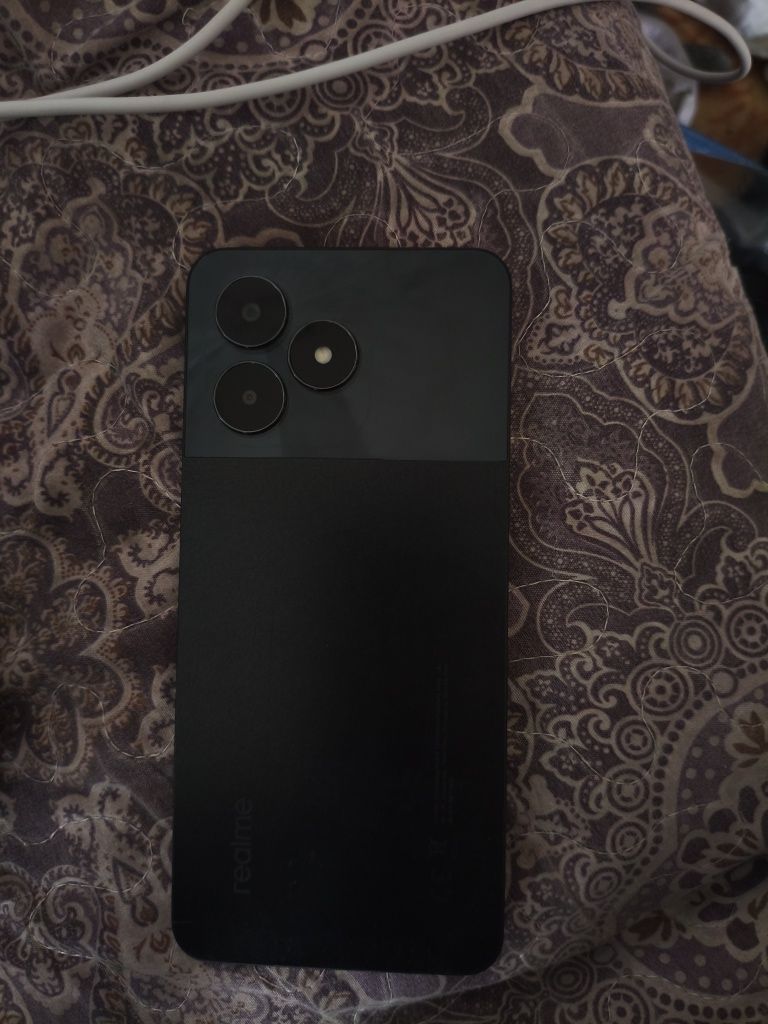 Продаю Realme c51