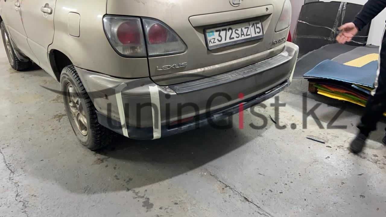 Тюнинг обвес Lexus RX 300 Тойота Харриер накладки на бампера и пороги