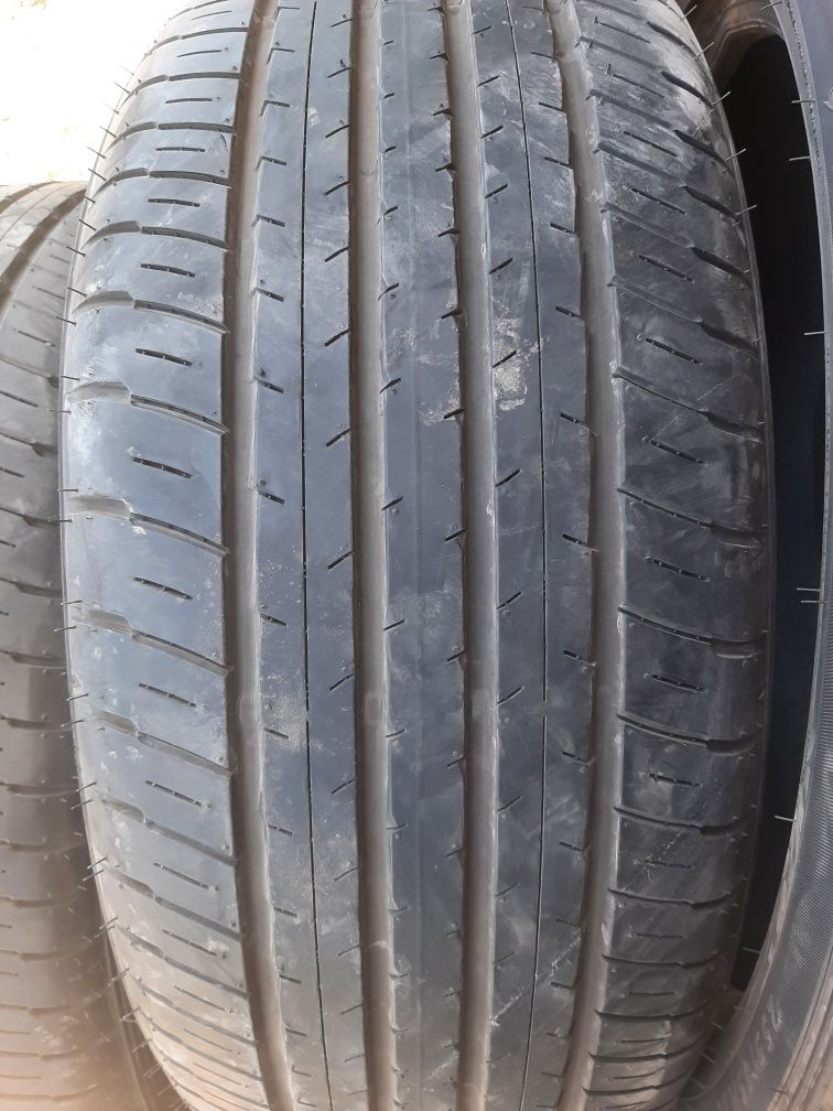 Продам шины 255/45/20 данлап SP SPORT MAKXX 050