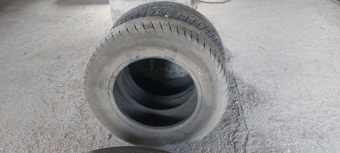 Продам б/у шины 175/70 R13 и титановые диски на 13