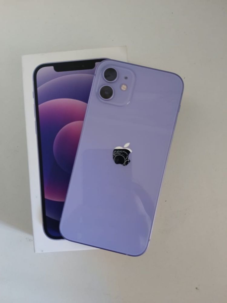 Iphone 12, пользовались всего два месяца, новый