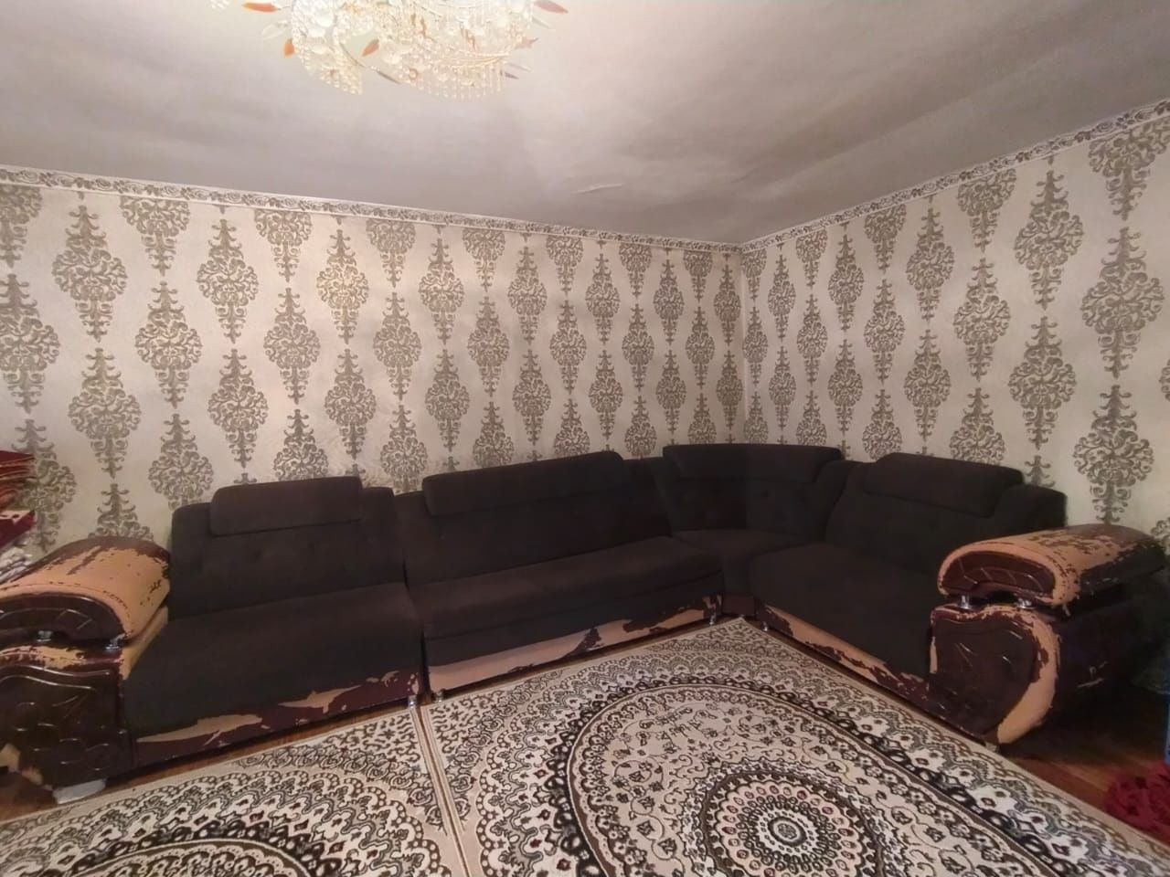 Продам угловой диван!