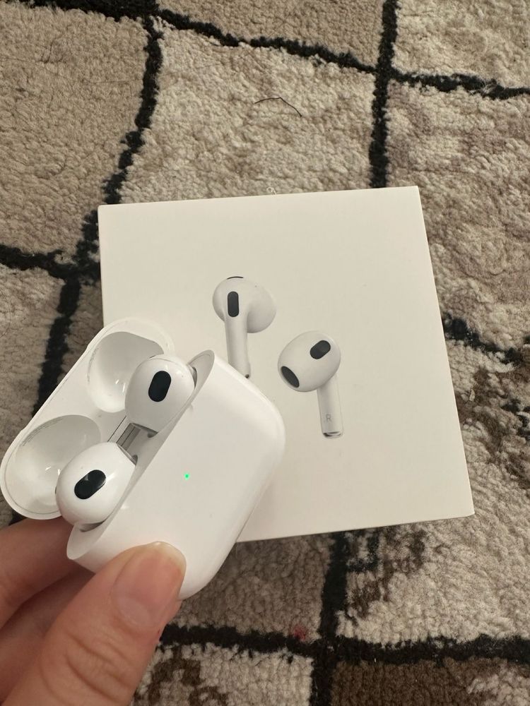 AirPods c гарантией