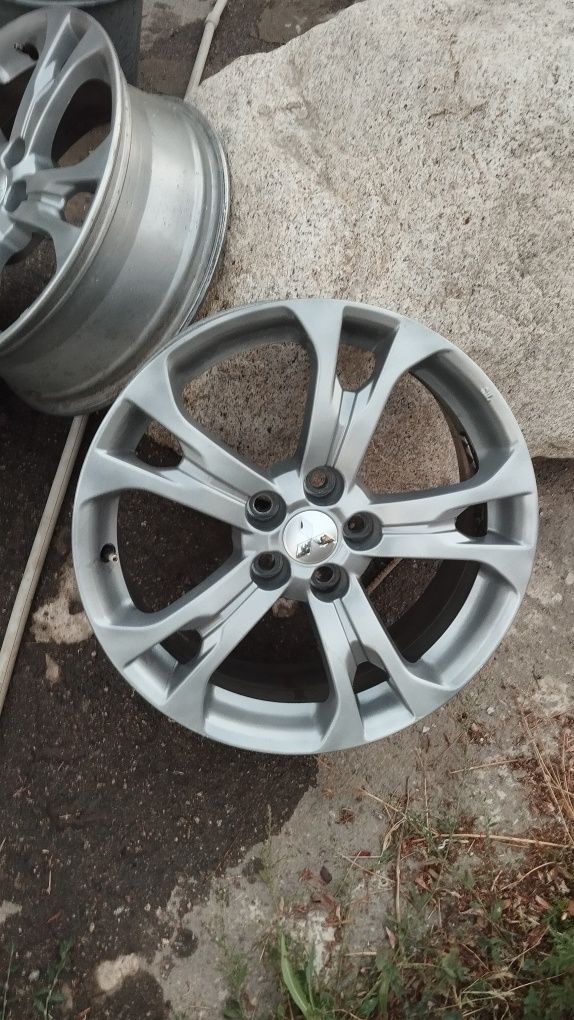 Диски R18, Mitsubishi Outlander