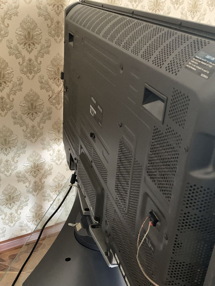 Телевизор HITACHI