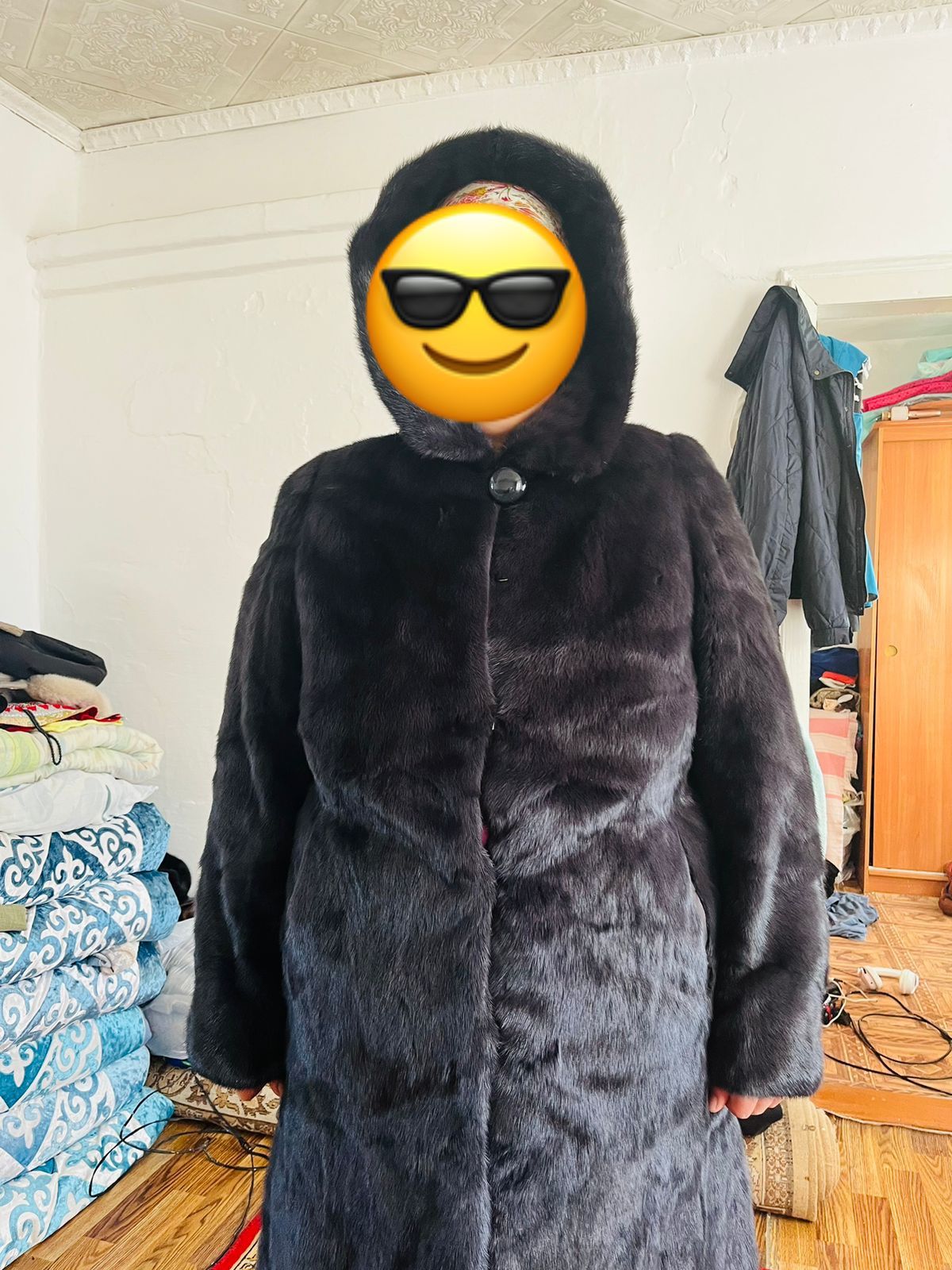 Продаётся норковая шуба