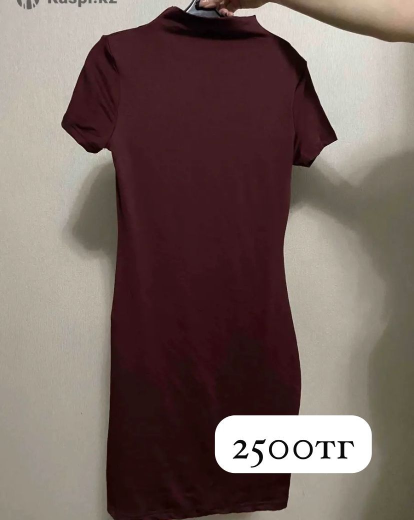 продам платья и босоножки