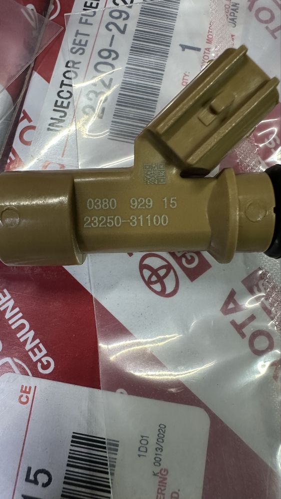 Форсунка на 4 литра 1GR Прадо 150 в оригинале в наличии
