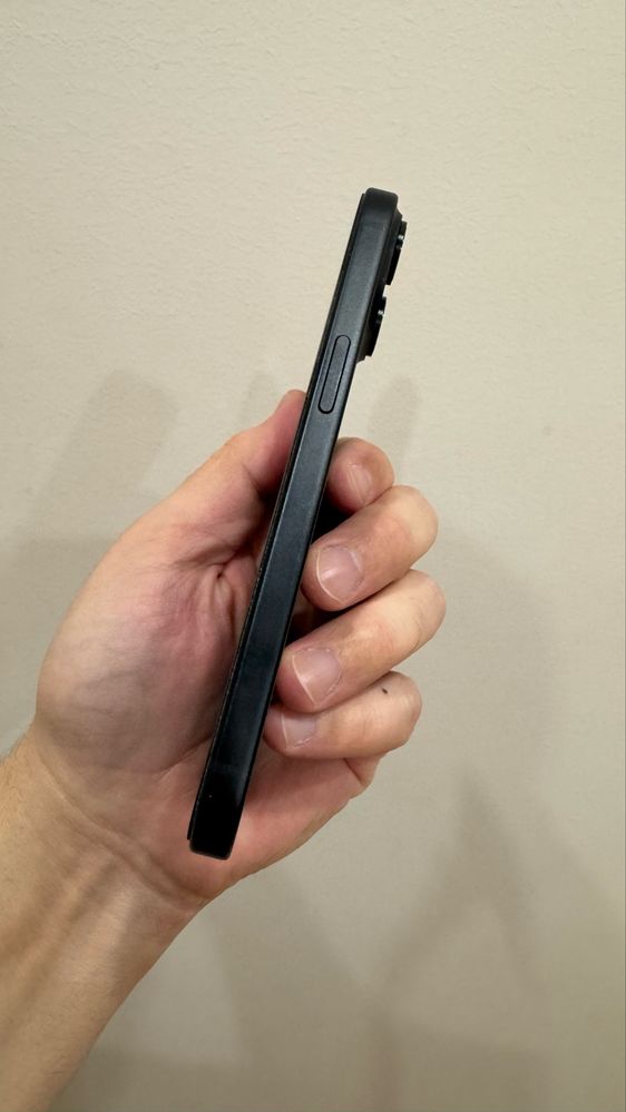 Iphone 15 черный ,Новый