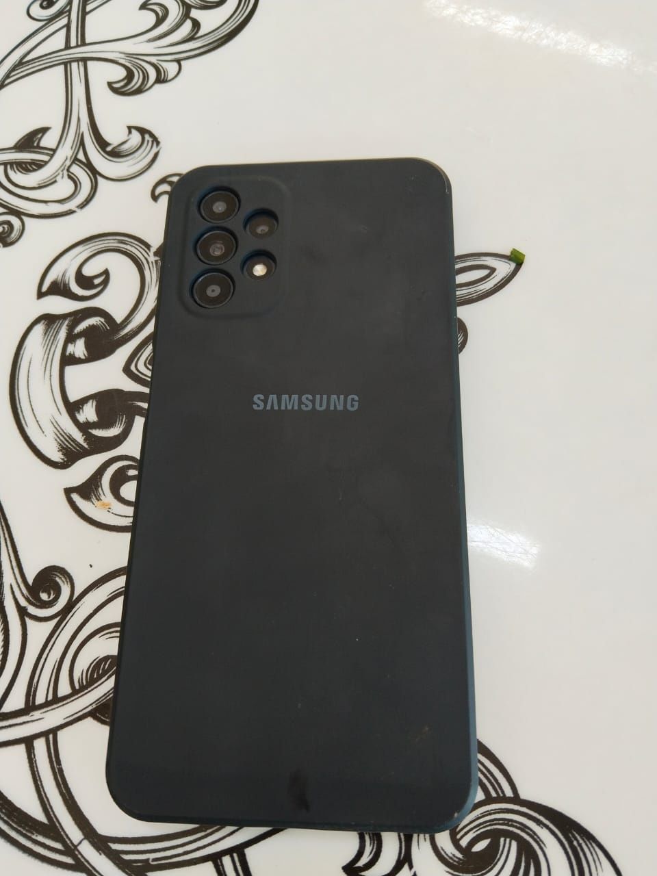Срочно продам телефон Самсунг А 13 128GB,А32 GB в отличном состоянии