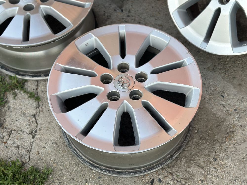 Оригинальные диски R17 Toyota