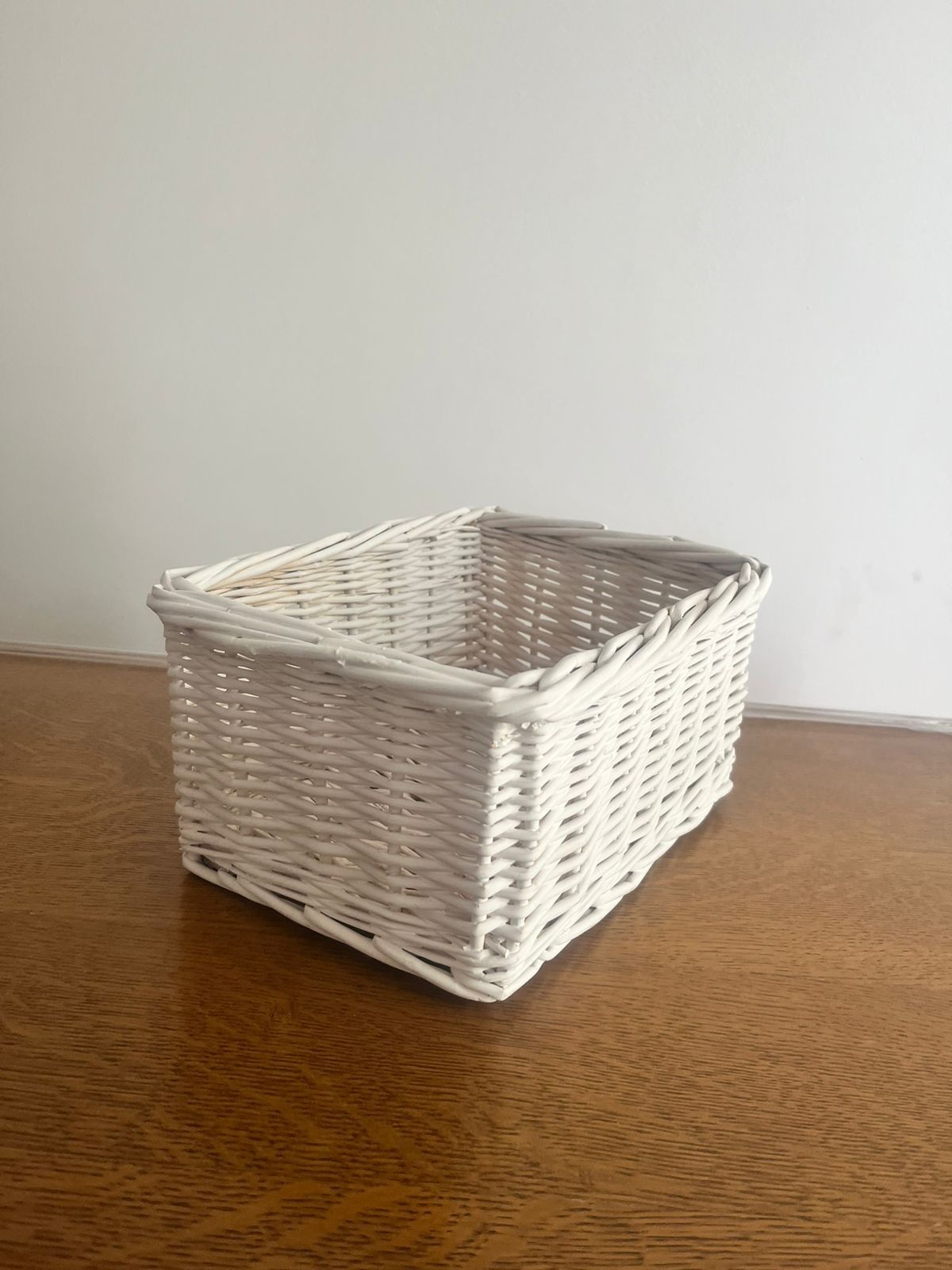 Продам б\у  корзины