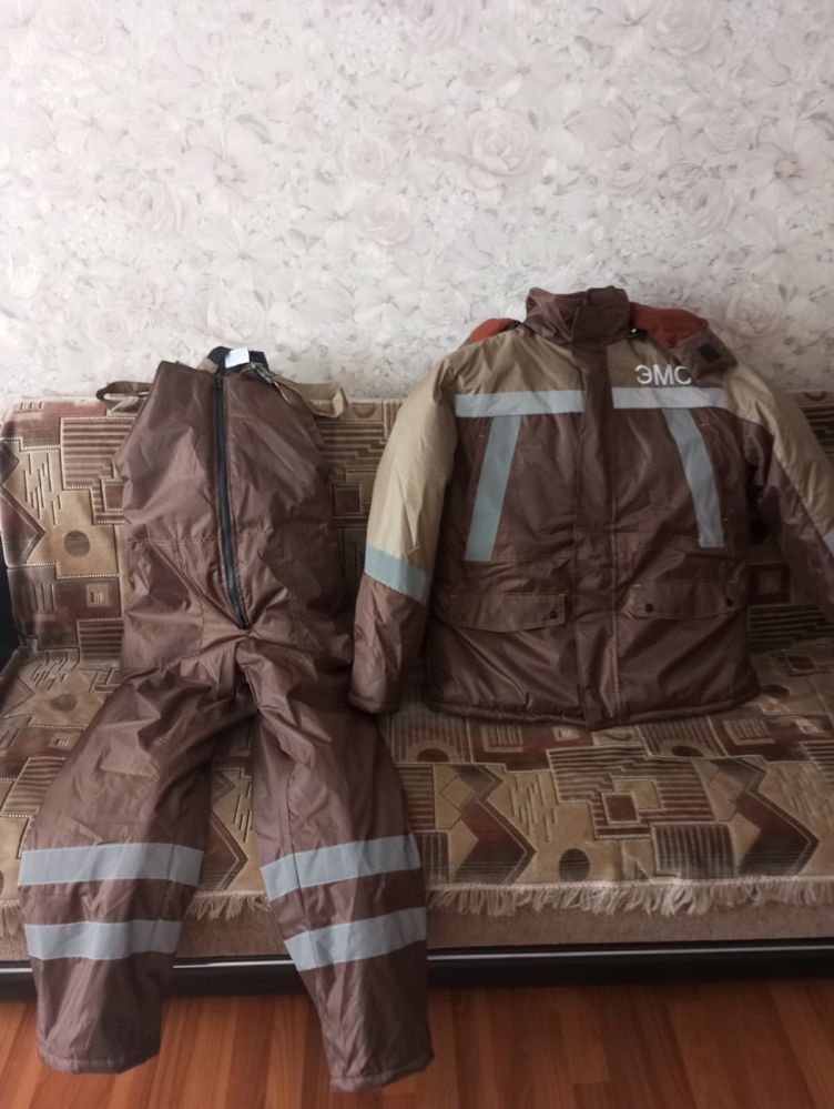 зимний комбинезон новый