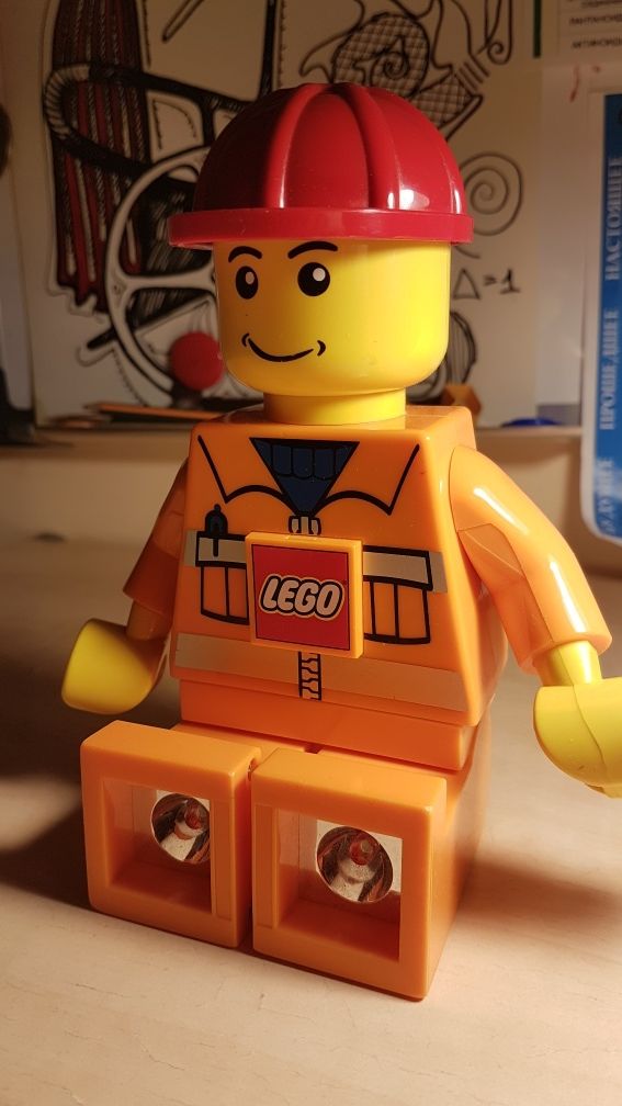 LEGO человечек