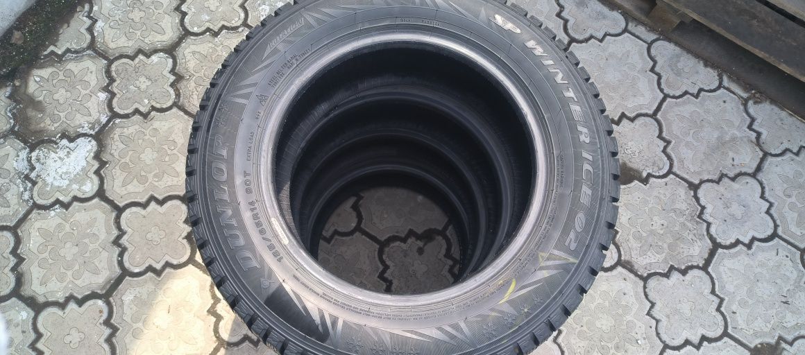 Продам зимние шины R14