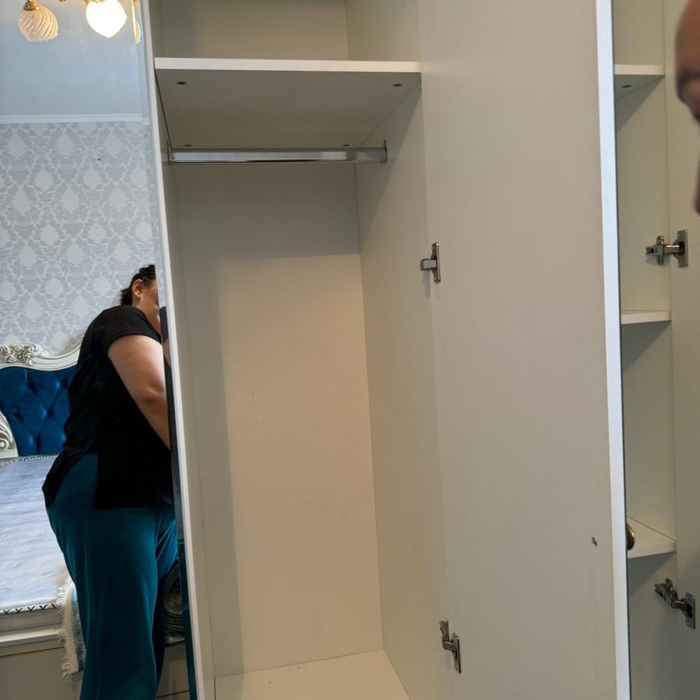 Продаётся спальный гарнитур
