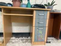 Продам компьютерный стол