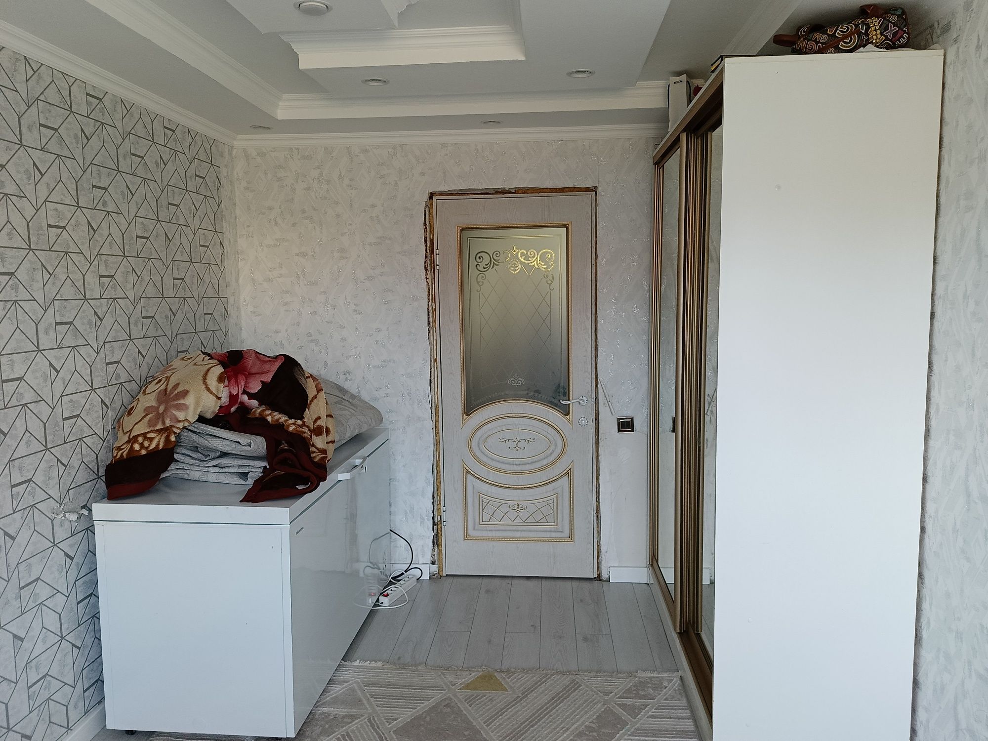 Продам 3 комнатную  квартиру