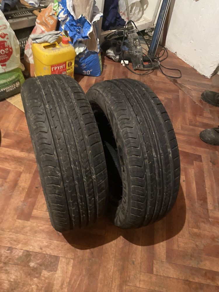 Продам авто шины летние. 2 шт