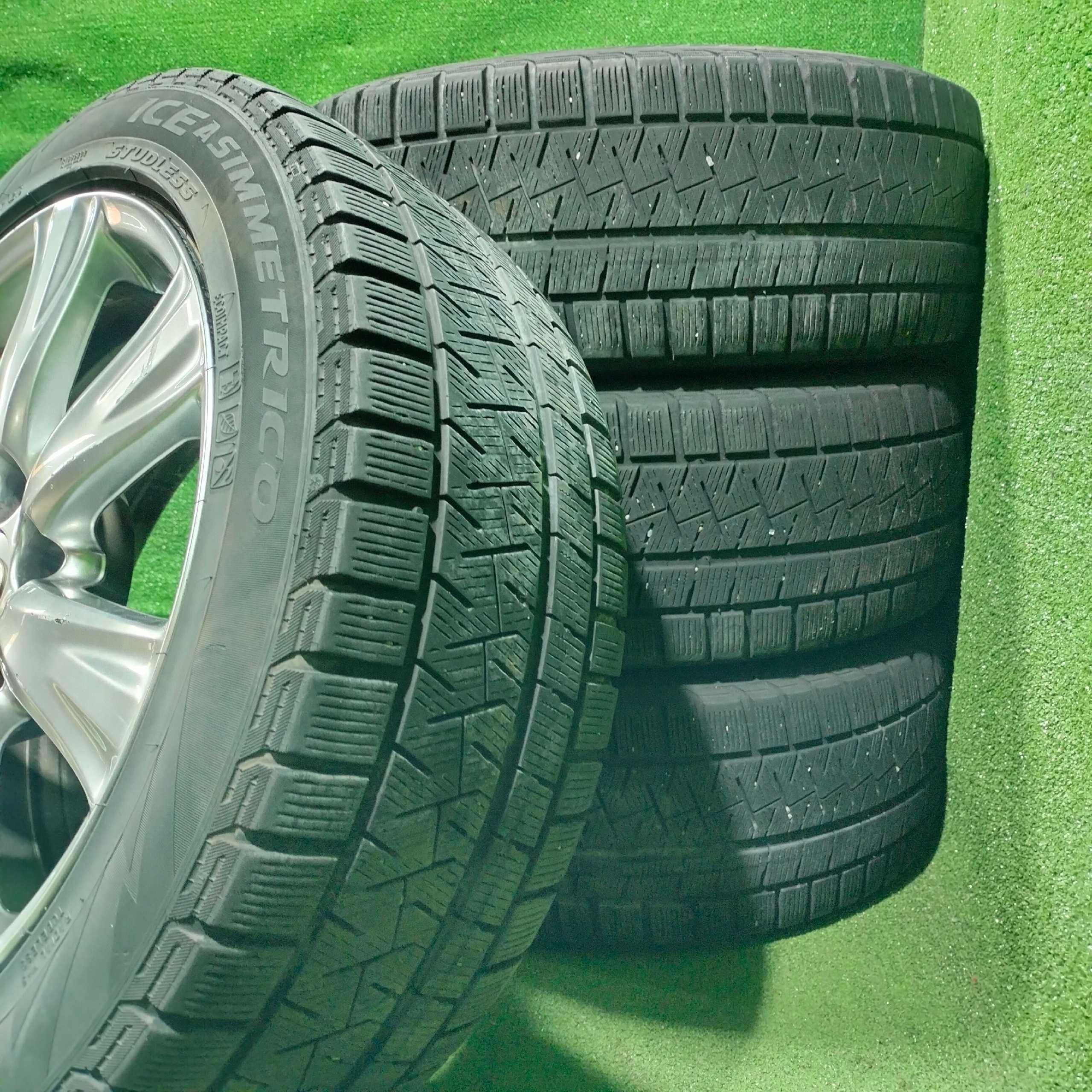 Продам Оригинальный диск Lexus GS рестайлинг с шинами зимний 225/50R17