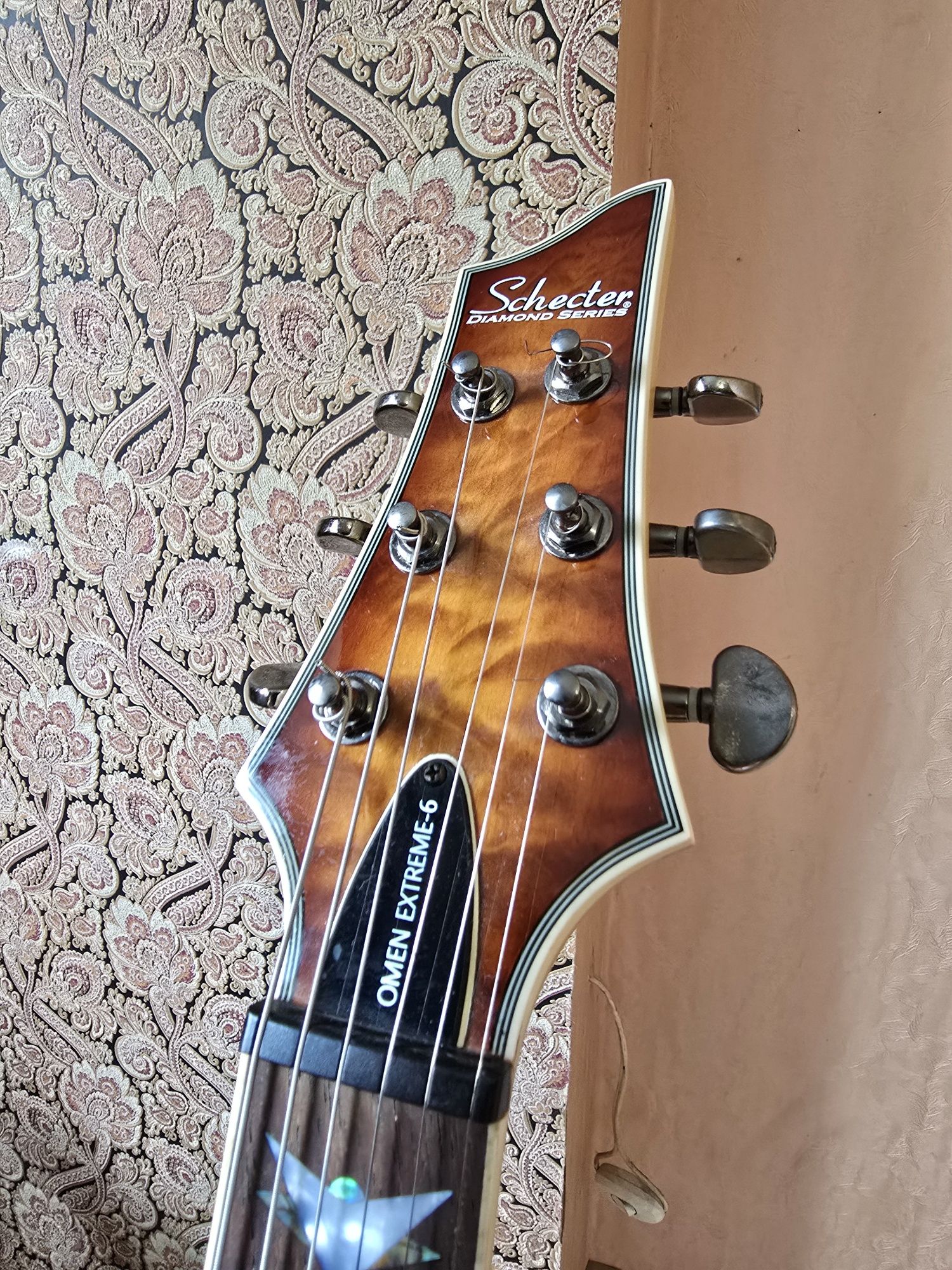Электрогитара Schecter Omen Extreme-6 Vintage Sunburst