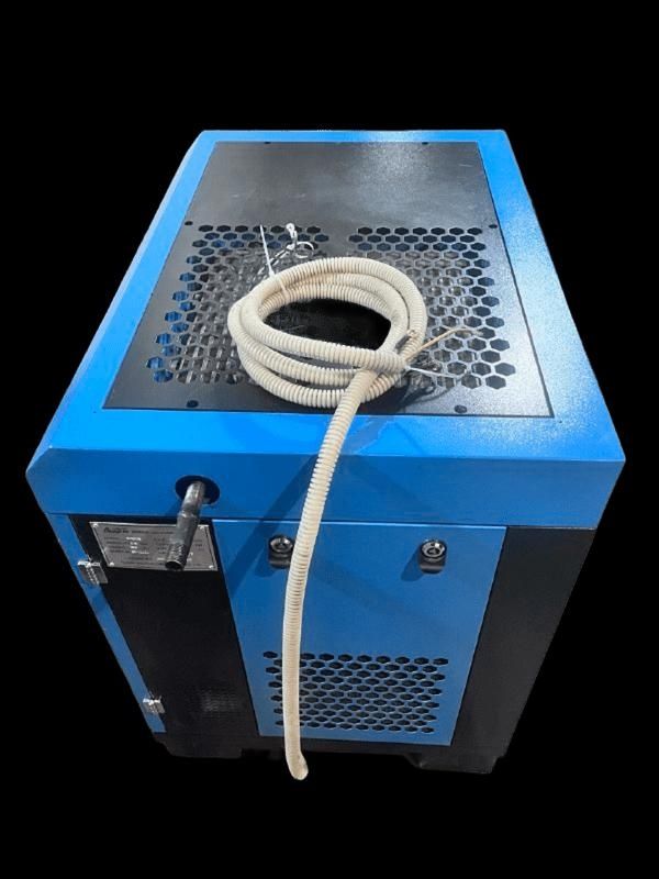 компрессор винтовой 7.5kw 0.8bar
В отличном состоянии 
Цена 750000 тг