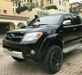 Стекла фар Tayota hilux 09-11г.