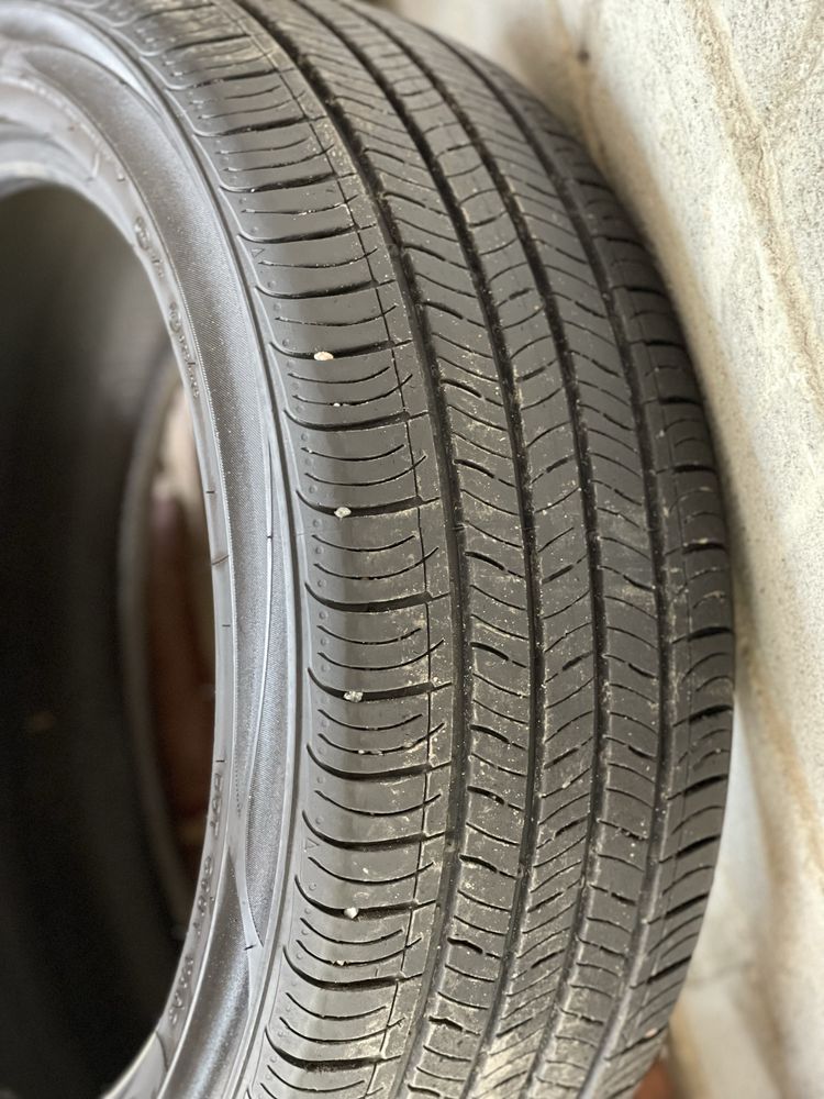Продам шины 3 шт Kumho