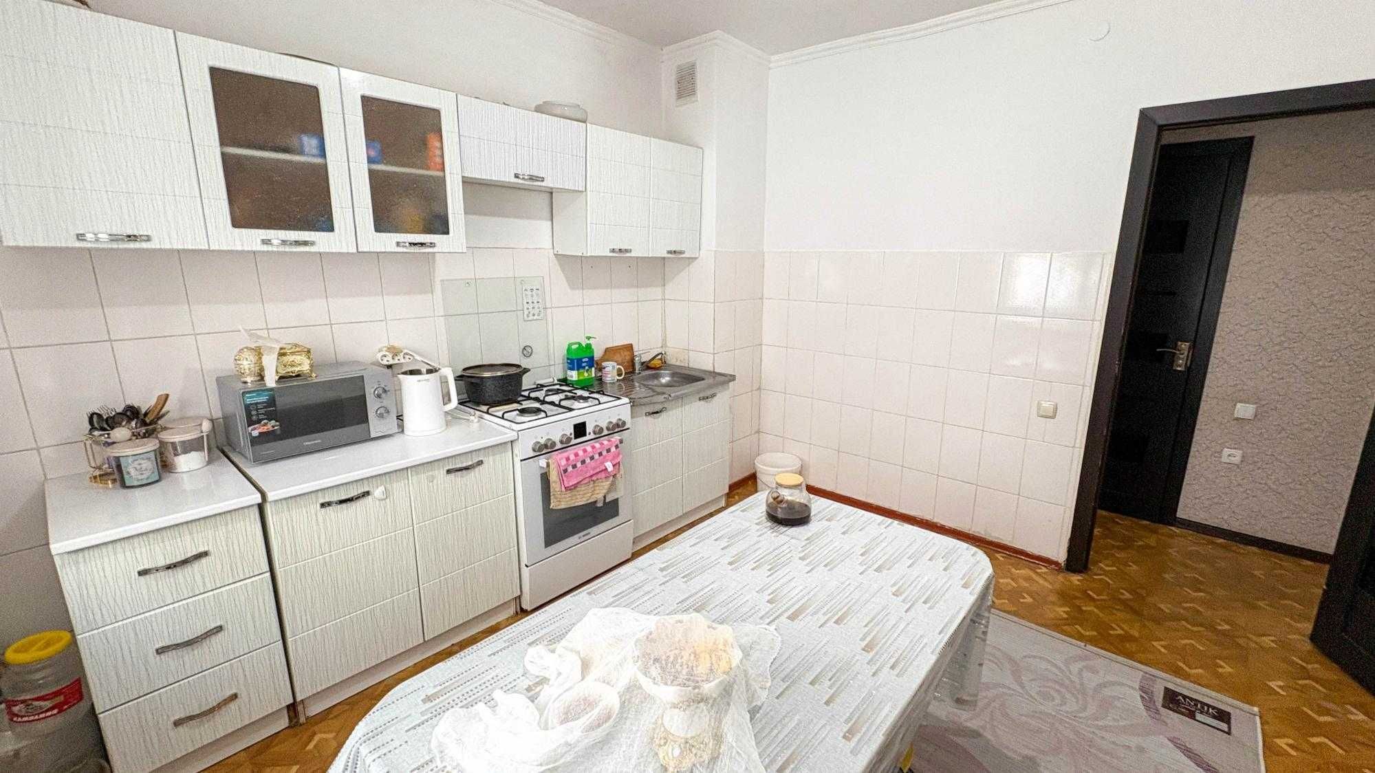 Продам 2х комнатную в центре Данил Империя